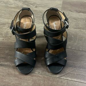 Splendid Heels Size 7.5
